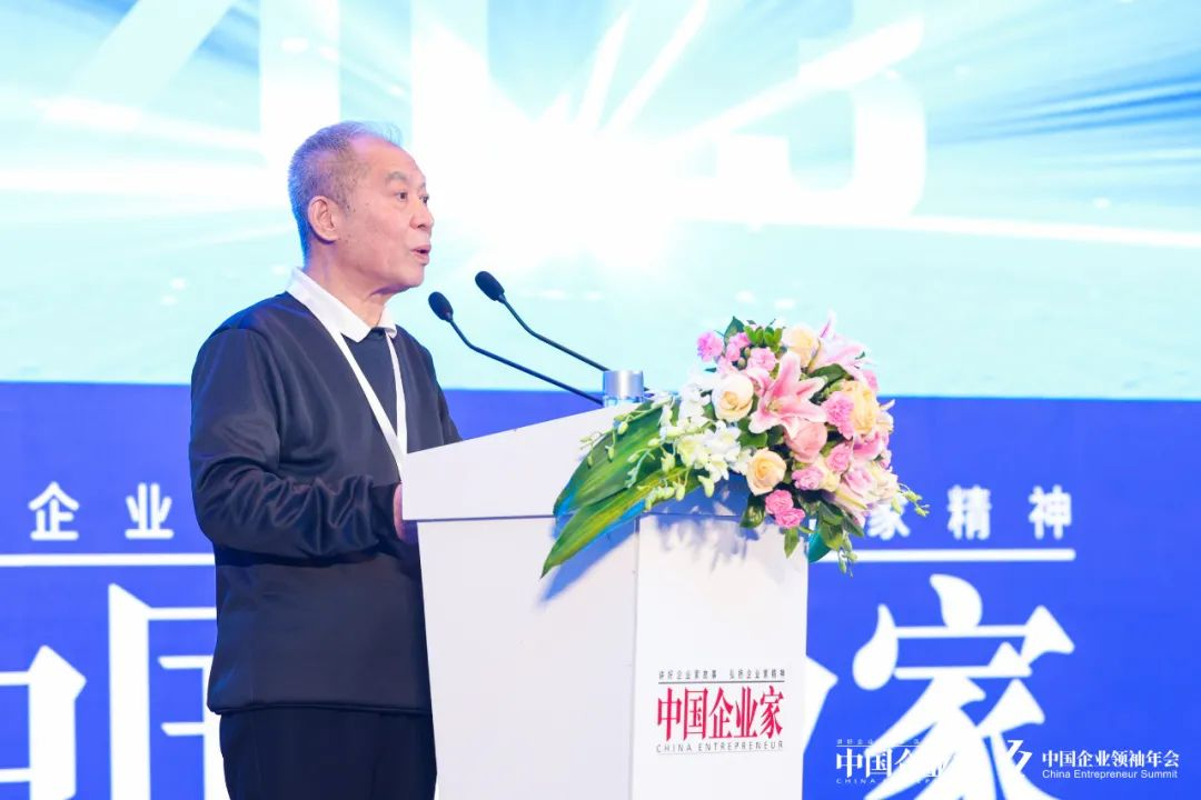 著名作家、中央文史研究馆馆员、第十届矛盾文学奖得主梁晓声 著名作家、中央文史研究馆馆员、第十届矛盾文学奖得主梁晓声