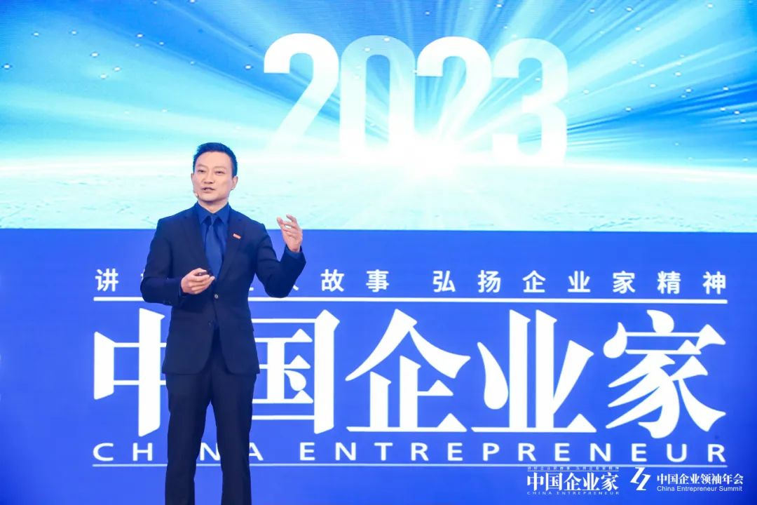 爱康集团创始人、董事长兼CEO张黎刚 爱康集团创始人、董事长兼CEO张黎刚