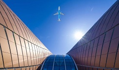人民日报报道：他们为何选择出国看病？