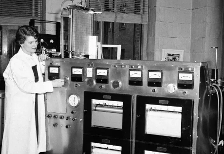 当心脏被按下暂停键，医学第一次赢得了时间：人工心肺机的前世今生